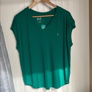 Maurices Kelly Green Short-Sleeve V-Neck Top